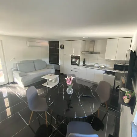 House Melina * Vižinada